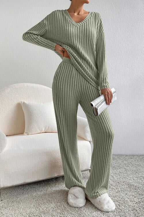 Ribbed V-Neck Cozy Set