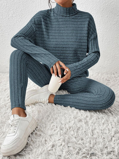Ribbed Turtleneck Set